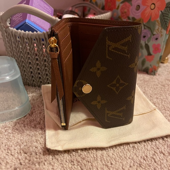 Louis Vuitton Victorine Compact Wallet Brand New - Picture 2 of 12